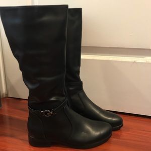 Women’s boots